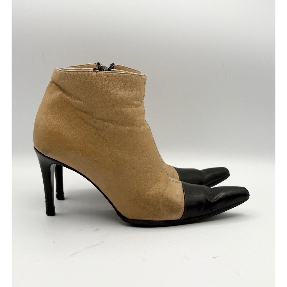 Chanel Beige Pointed Toe Boots w/ Black Cap Toe Color Block Vintage Sz EU 36